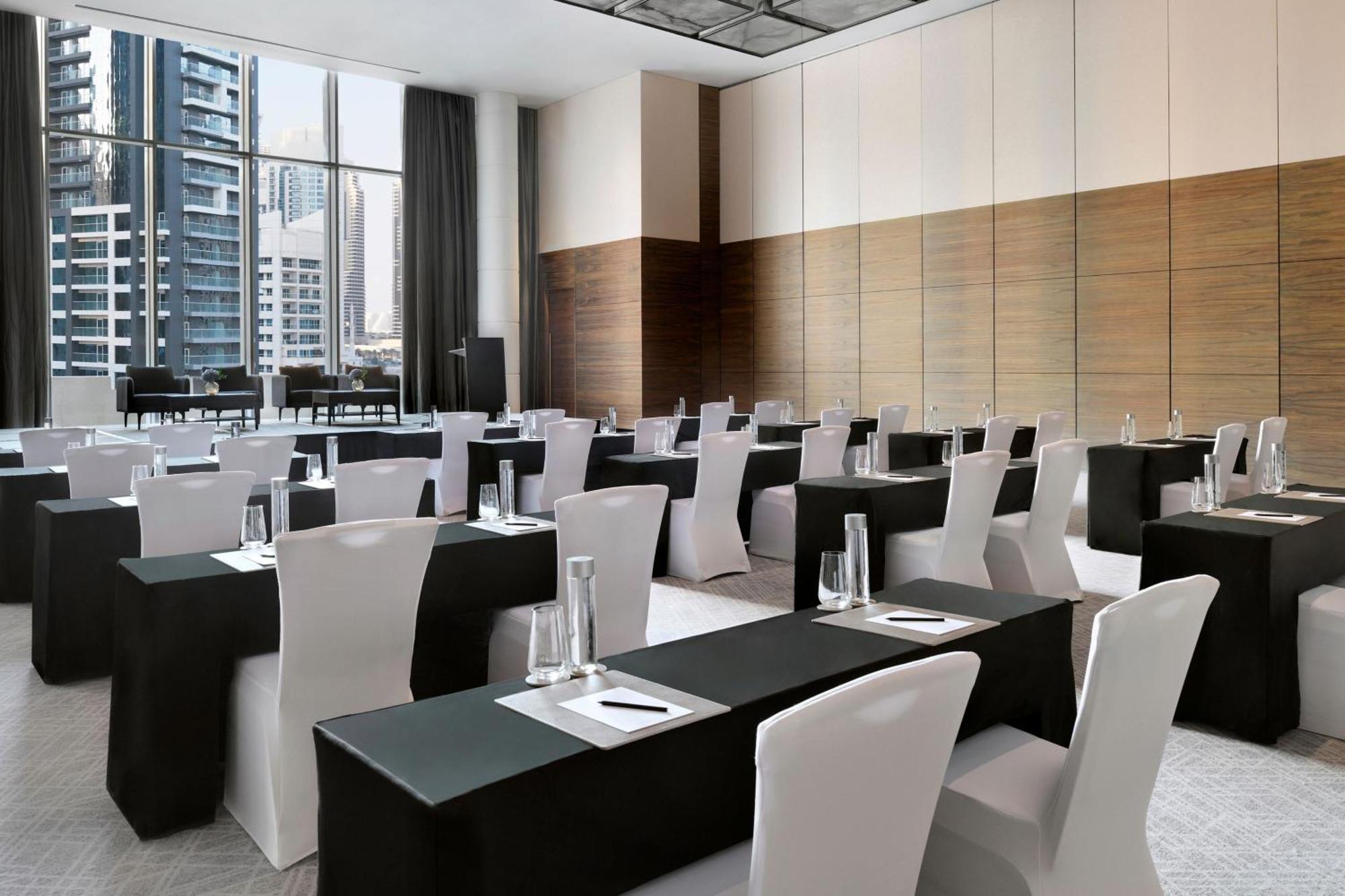 Jw Marriott Hotel Marina Дубай Екстериор снимка Meeting room