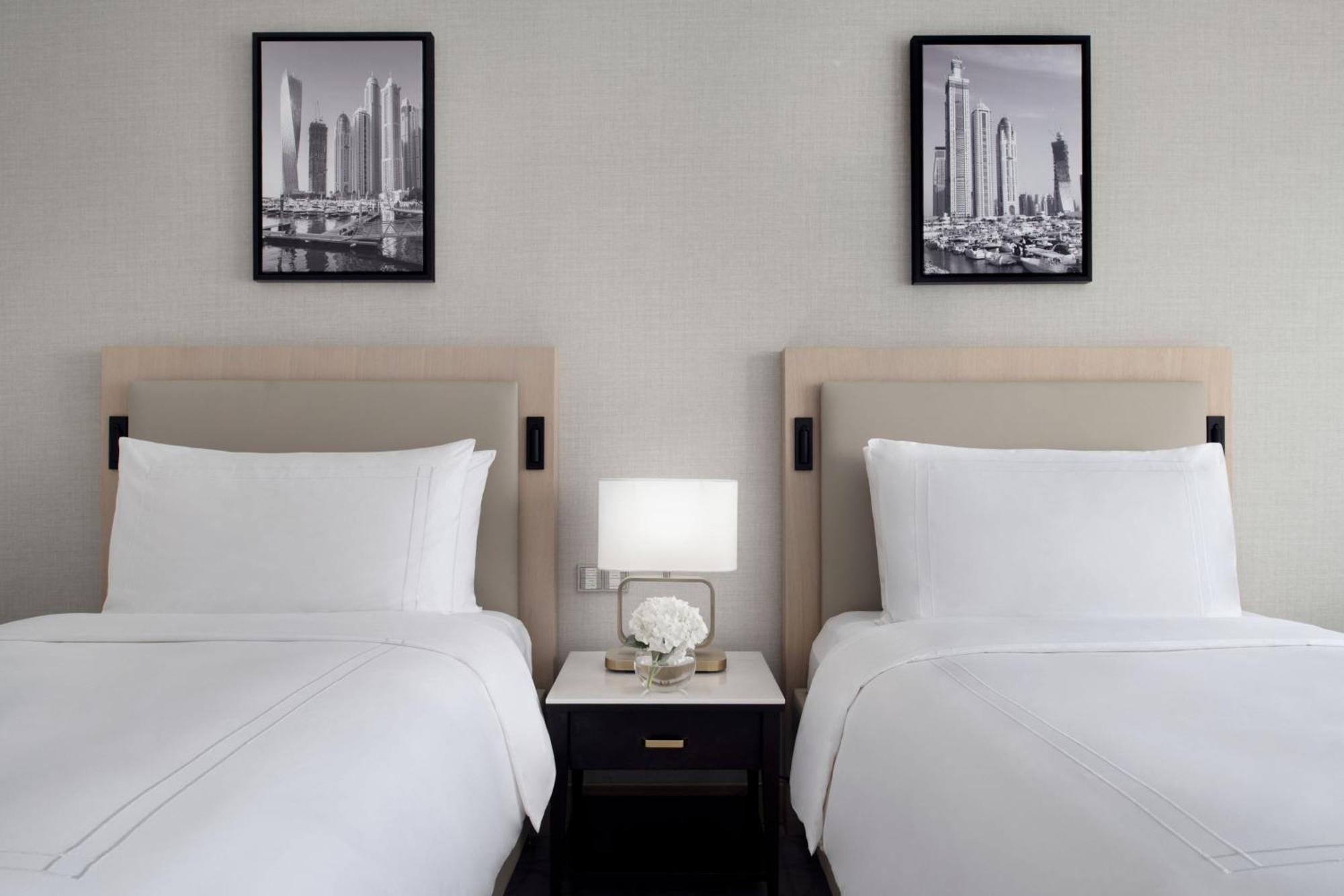 Jw Marriott Hotel Marina Дубай Екстериор снимка Deluxe room