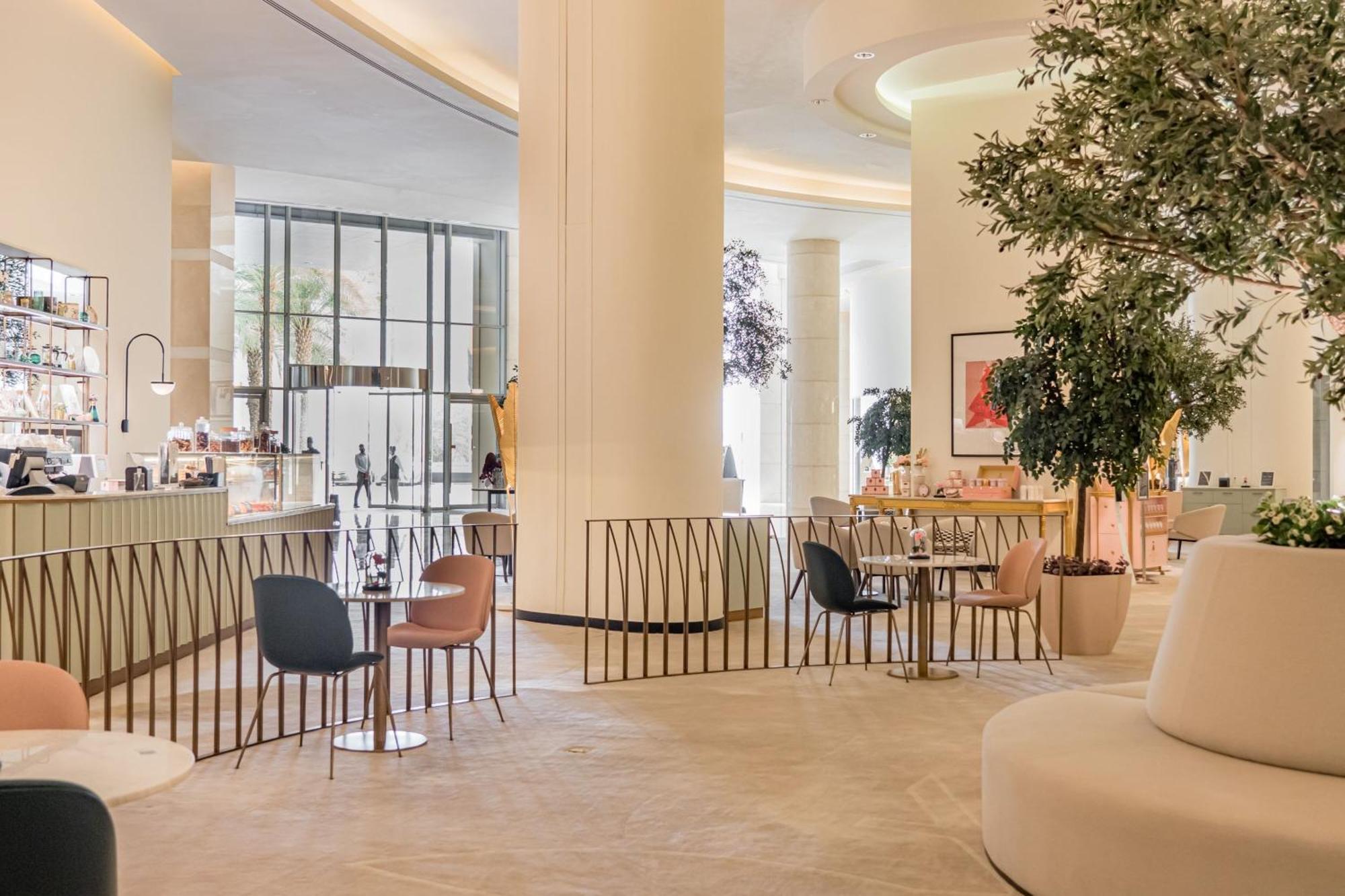 Jw Marriott Hotel Marina Дубай Екстериор снимка The lobby of the hotel