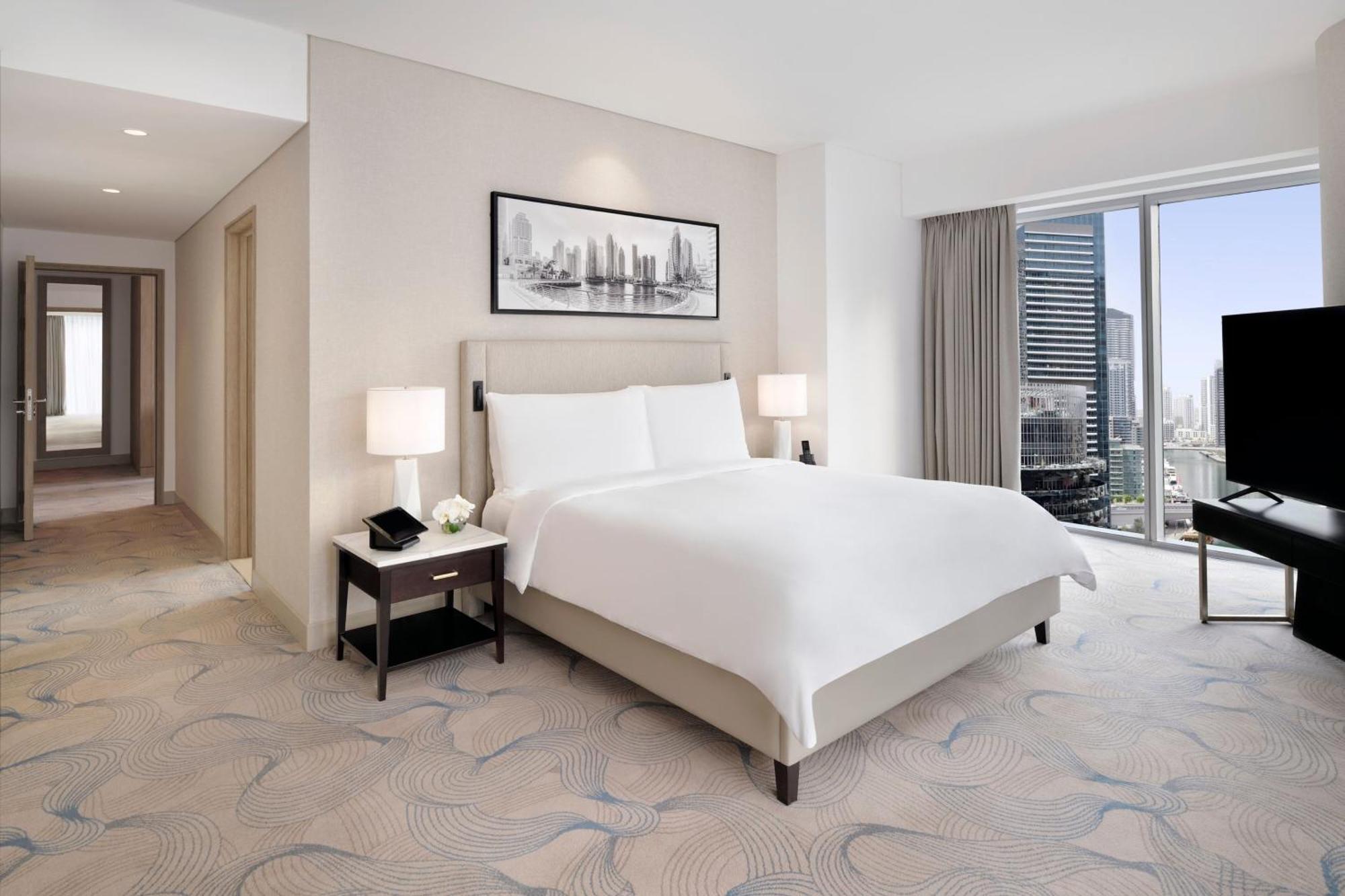 Jw Marriott Hotel Marina Дубай Екстериор снимка A bedroom at the hotel